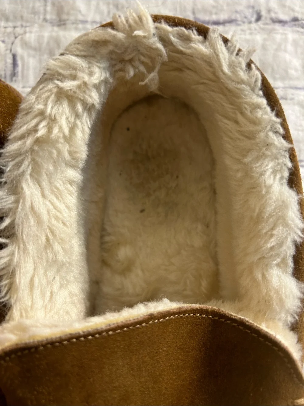 Lamo moccasin slippers